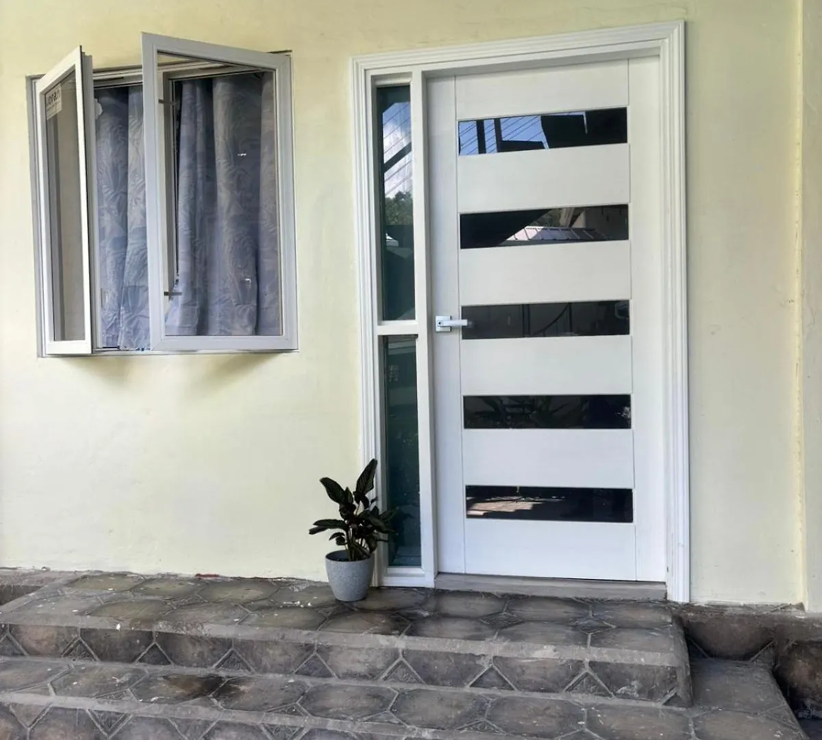 Villa Maria Port of Spain 0*,  Trinidad ve Tobago